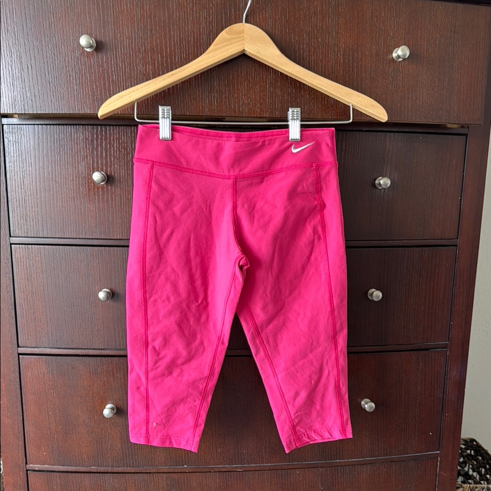 Nike Pink Cropped/Capri Leggings